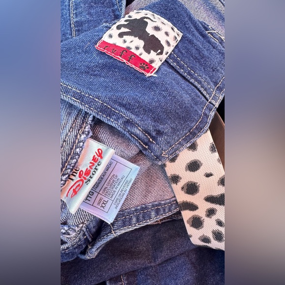 Vintage Disney store, blue jean overalls 101 Dalmatians - Picture 5 of 5